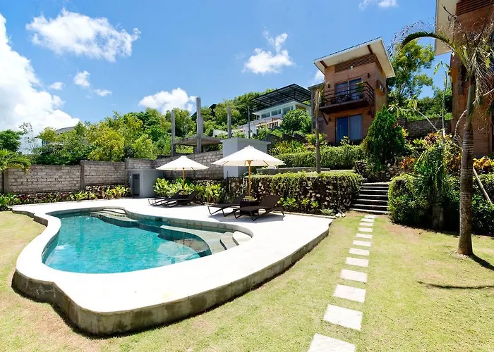 ホリデーパーク Bali Hills 4*